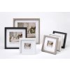 Marco de madera Walther 3D Estocolmo gris 20x20 cm con Passepartout 15x15 cm