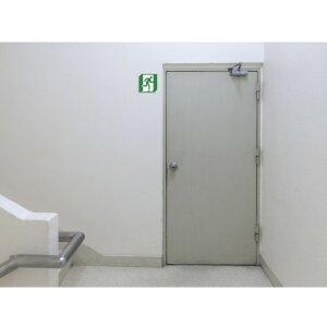 Señal adhesiva evacuación derecha 20 cm