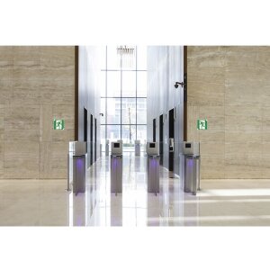 Señal adhesiva evacuación derecha 20 cm