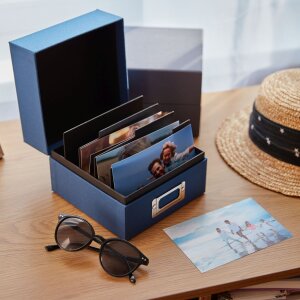 HNFD Caja de fotos de lino Sawala 700 fotos 10x15 cm con separadores Lino azul