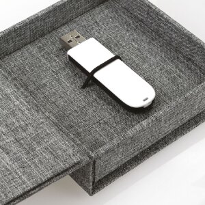 ZEP USB Box Modena caja de fotos de lino gris 11x11x3 cm con foto recortada