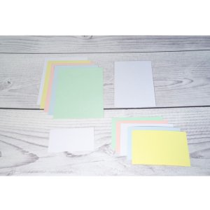 Paquete de 100 fichas sin perforar, DIN A7 74x105mm, 205g, en blanco Amarillo
